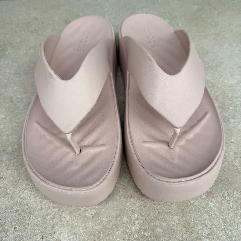 CROCS Getaway Platform Flip in Pink 9 NWOT - Picture 5 of 7